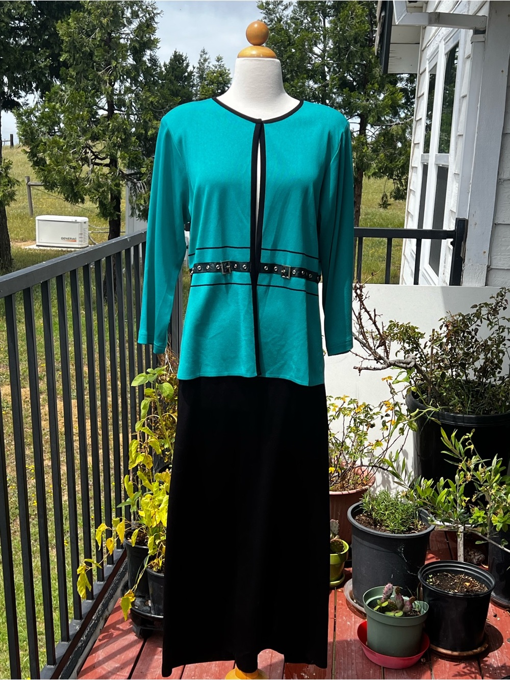 Exclusively Misook Green & Black 2 Pc Cardigan Skirt Suit Sz M EUC!